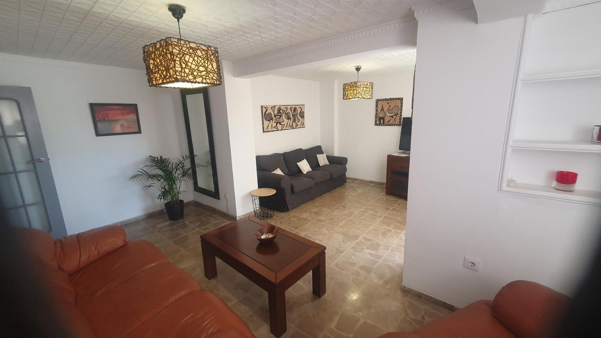 Visit Gibraltar Stay In La Linea For Less! La Línea de la Concepción Buitenkant foto