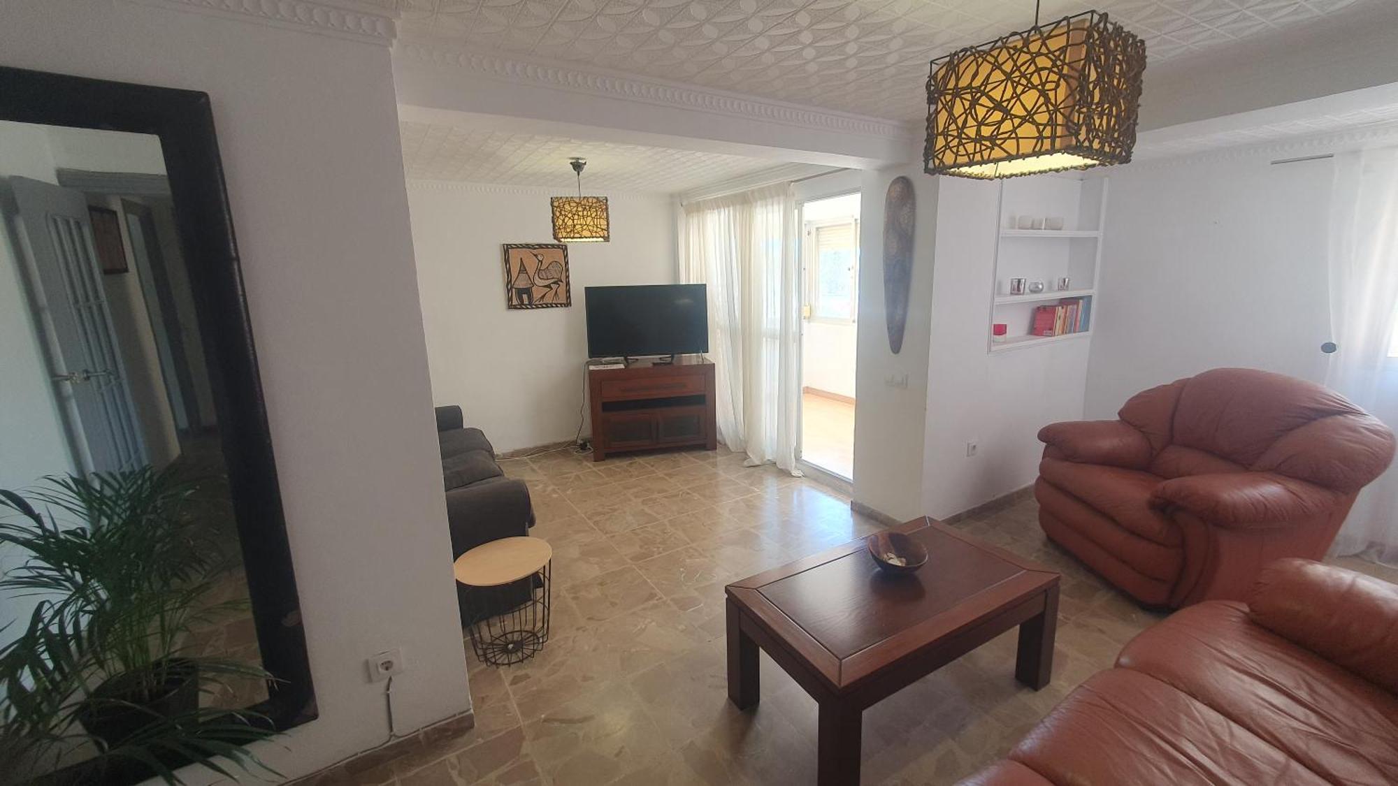 Visit Gibraltar Stay In La Linea For Less! La Línea de la Concepción Buitenkant foto